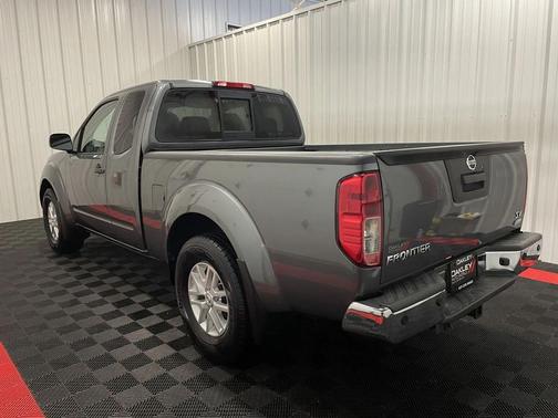 Gun Metallic 2017 Nissan Frontier SV