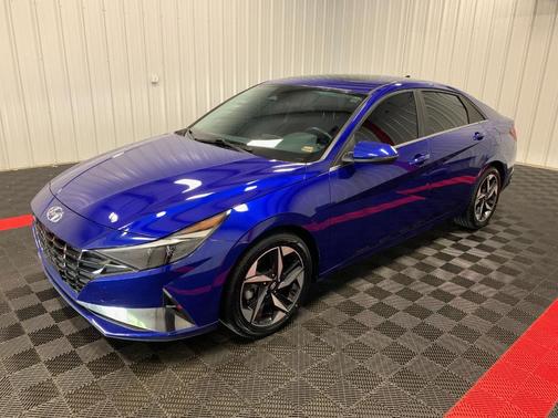 2023 Hyundai ELANTRA Limited