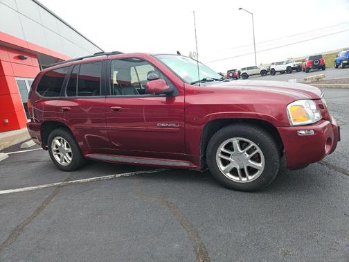 2007 GMC Envoy Denali