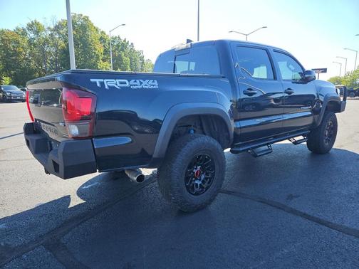 2018 Toyota Tacoma SR