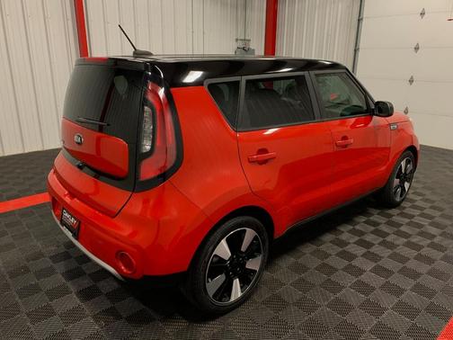 2017 Kia Soul +