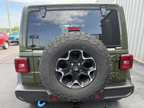 Green Clearcoat 2023 Jeep Wrangler Rubicon