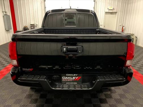 2016 Toyota Tacoma TRD Sport