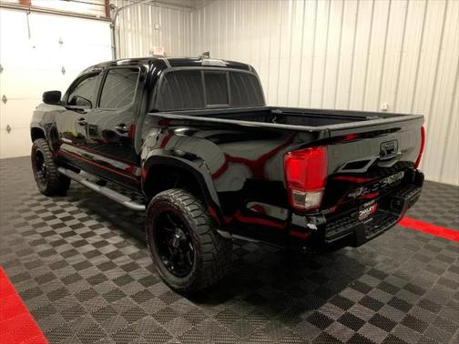 2016 Toyota Tacoma TRD Sport