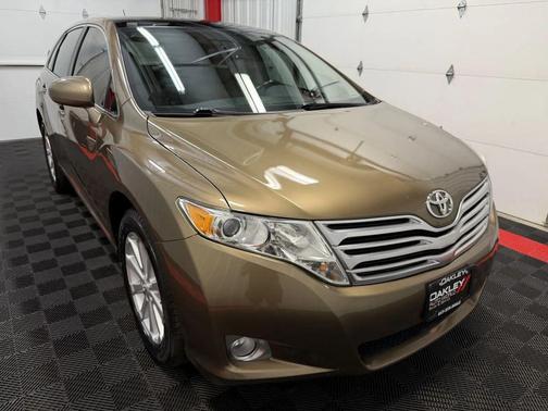 Sunset Bronze Mica 2011 Toyota Venza Base
