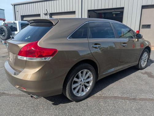 Sunset Bronze Mica 2011 Toyota Venza Base