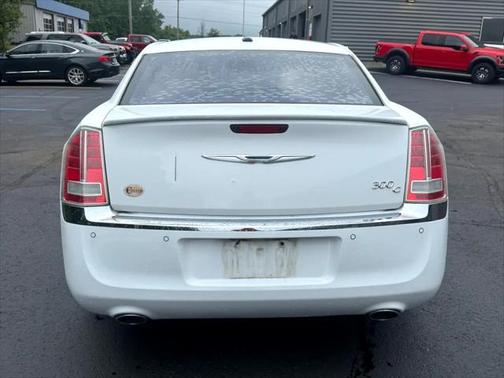 2011 Chrysler 300C Base