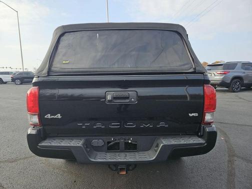 2018 Toyota Tacoma SR