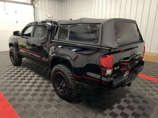 2018 Toyota Tacoma SR