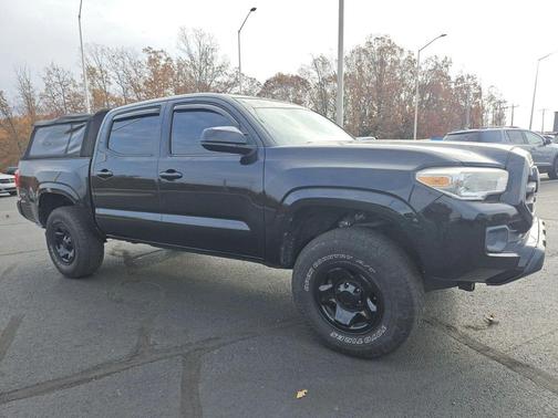 2018 Toyota Tacoma SR