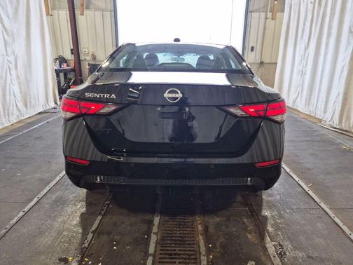 Super Black 2025 Nissan Sentra SV