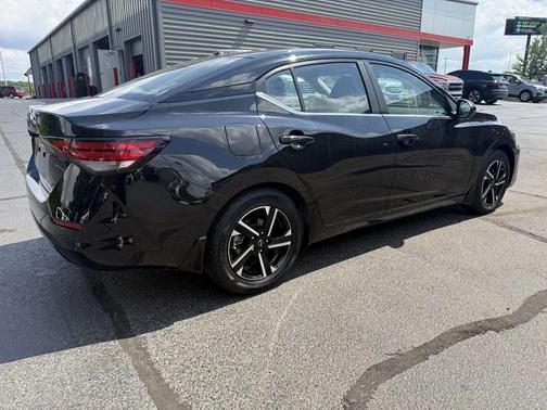 Super Black 2025 Nissan Sentra SV