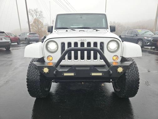 2017 Jeep Wrangler Sahara