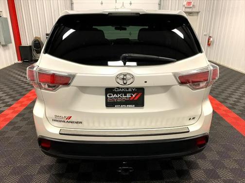 2016 Toyota Highlander LE Plus