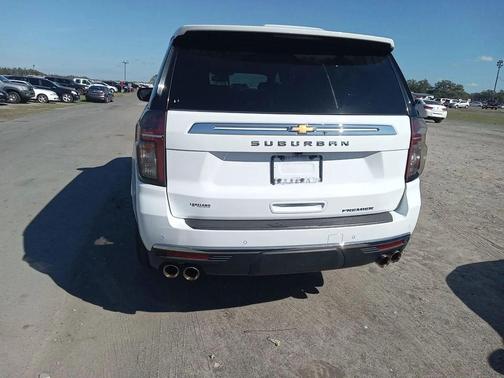 2023 Chevrolet Suburban Premier