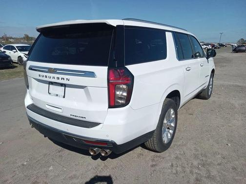 2023 Chevrolet Suburban Premier