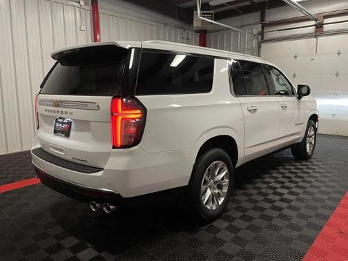 2023 Chevrolet Suburban Premier