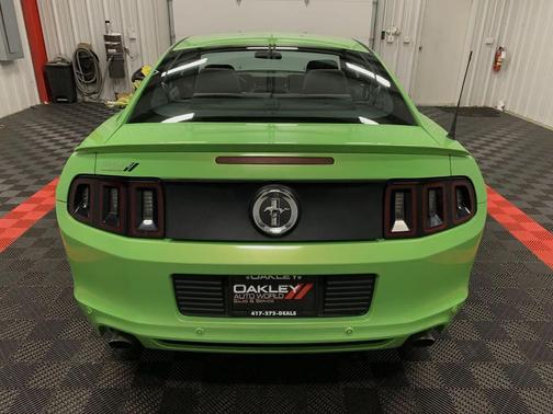 2013 Ford Mustang V6