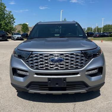 Iconic Silver Metallic 2020 Ford Explorer Platinum