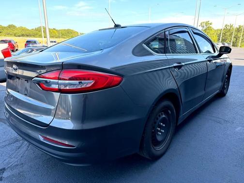 2019 Ford Fusion S