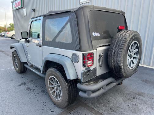 2016 Jeep Wrangler Sport