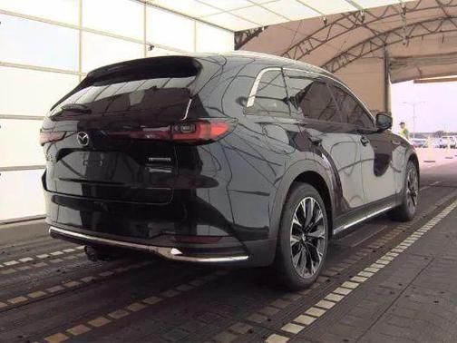 2024 Mazda CX-90 PHEV Premium Plus