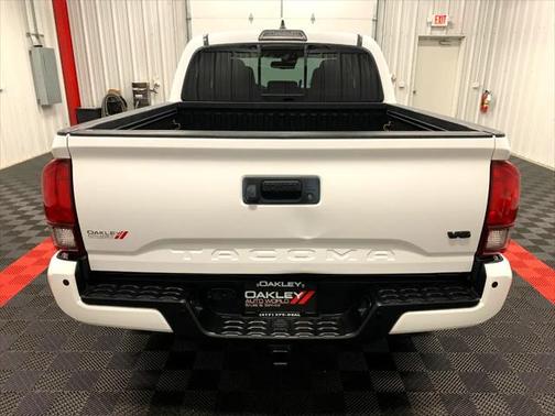 2019 Toyota Tacoma SR