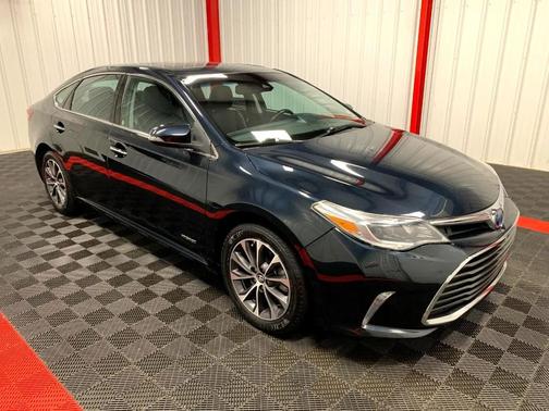 2018 Toyota Avalon Hybrid XLE Plus