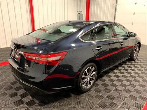 2018 Toyota Avalon Hybrid XLE Plus