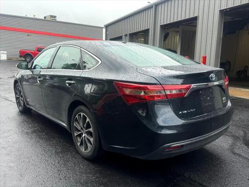 2018 Toyota Avalon Hybrid XLE Plus