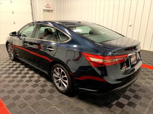2018 Toyota Avalon Hybrid XLE Plus