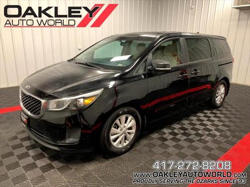 2018 Kia Sedona LX