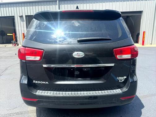 2018 Kia Sedona LX