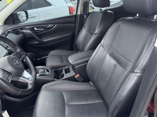 2018 Nissan Rogue Sport SL