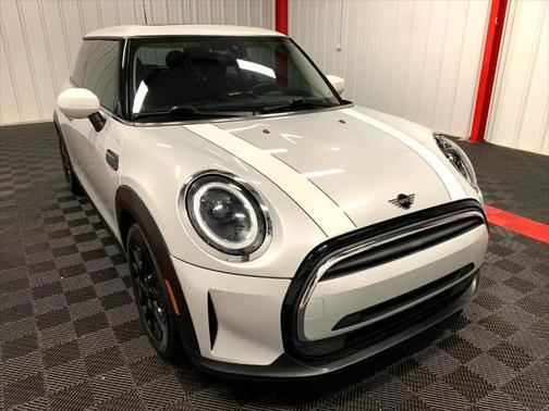 2022 MINI Hardtop Cooper
