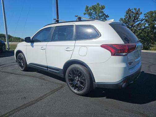 2018 Mitsubishi Outlander SE