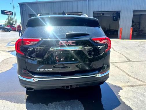 2020 GMC Terrain SLT