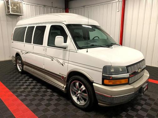 2005 Chevrolet Express 1500 Base