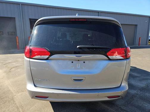 2019 Chrysler Pacifica LX