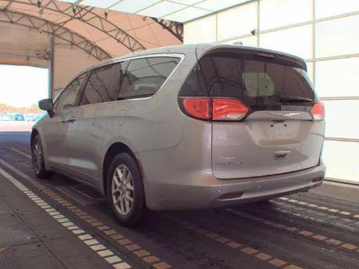 2019 Chrysler Pacifica LX