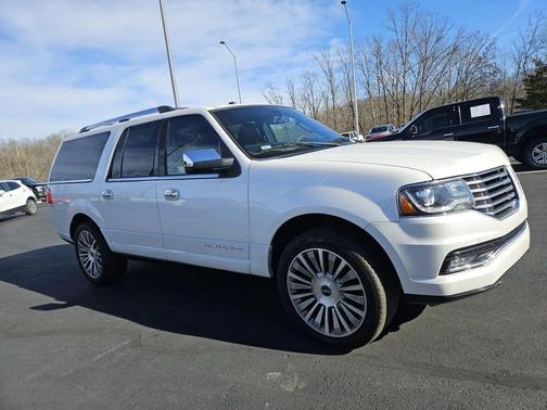 2017 Lincoln Navigator L Reserve