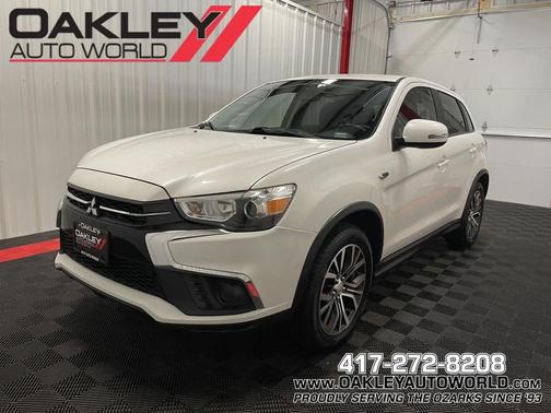 Diamond White Pearl 2018 Mitsubishi Outlander Sport 2.0 ES