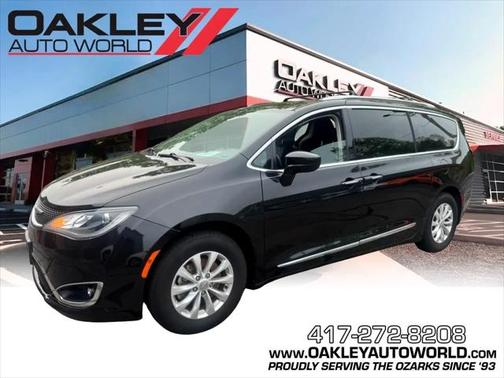 2019 Chrysler Pacifica Touring L