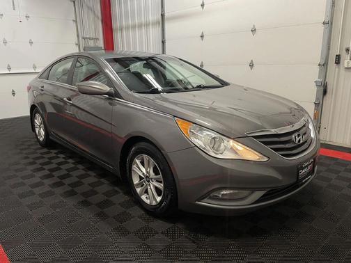 Harbor Gray Metallic 2013 Hyundai SONATA GLS