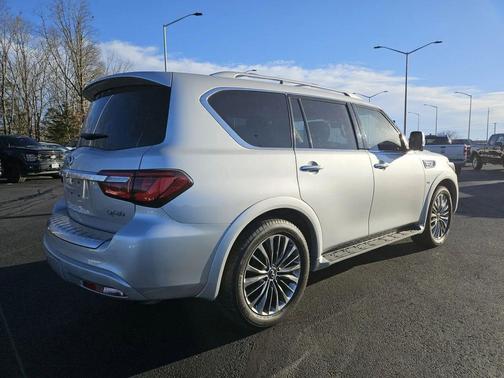 2020 INFINITI QX80 Luxe
