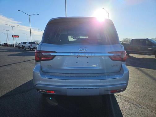 2020 INFINITI QX80 Luxe