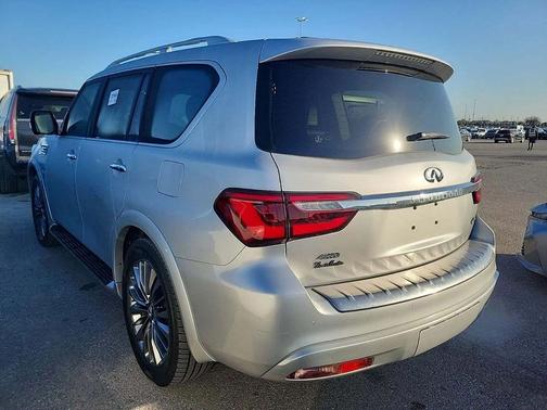 2020 INFINITI QX80 Luxe