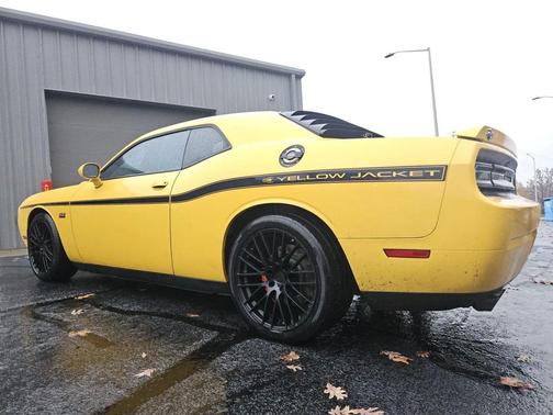 2012 Dodge Challenger SRT8 392