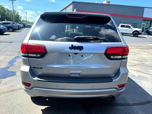 2020 Jeep Grand Cherokee Altitude