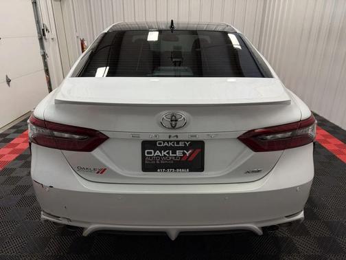 Wind Chill Pearl 2021 Toyota Camry XSE